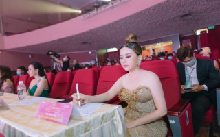 Hoa hậu Hoàng Thị Thảo Nguyên làm giám khảo cuộc thi Hoa hậu Doanh nhân Việt Nam Toàn cầu